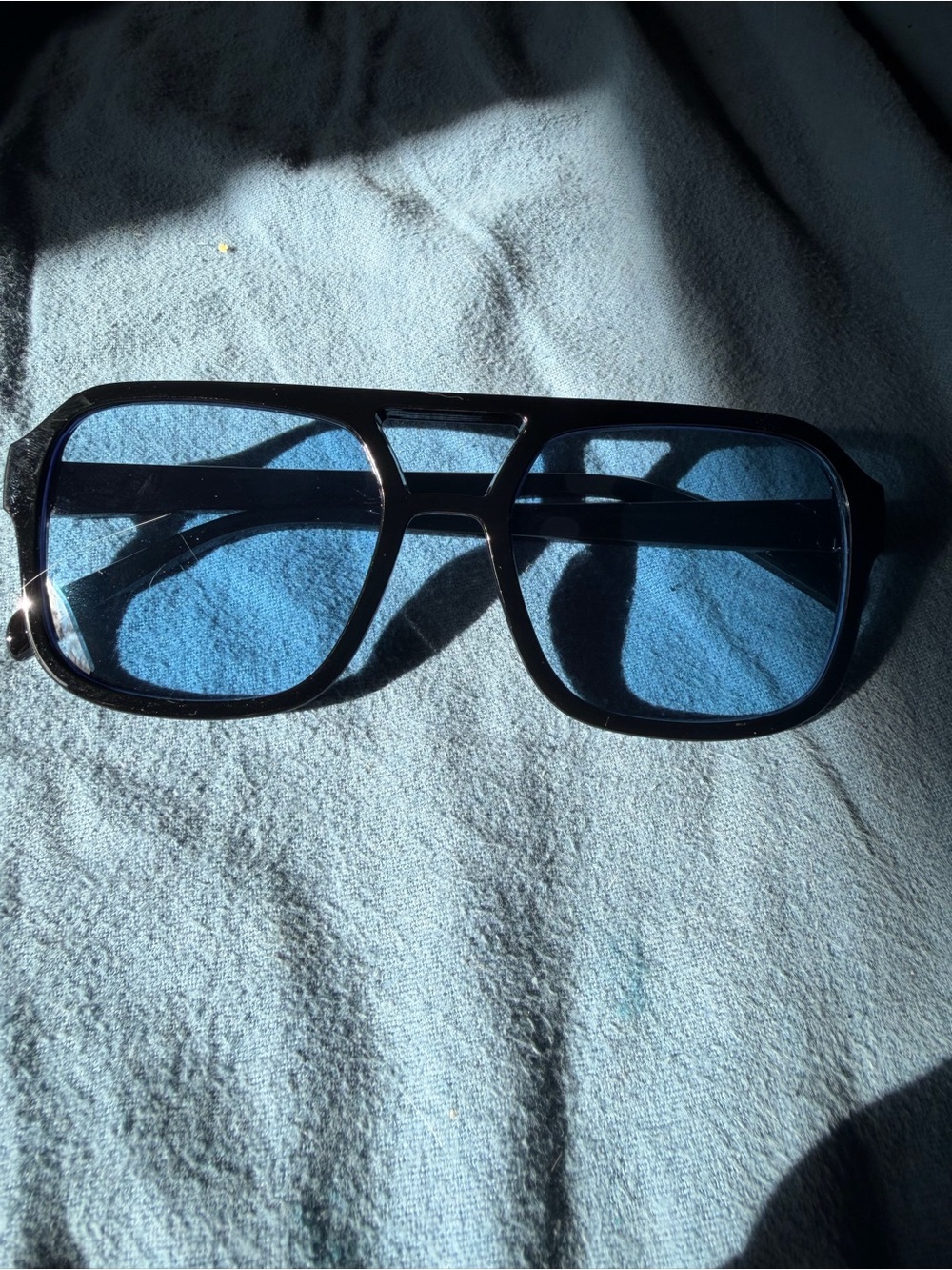 Men's Black Frame Blue Lens 😎 brand new